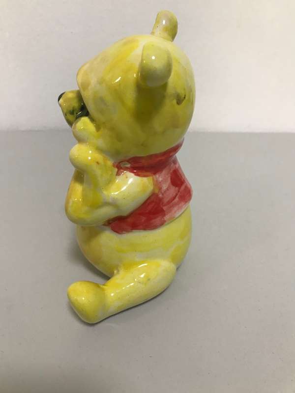 Winnie the Pooh Vintage 1967 Ceramic figure