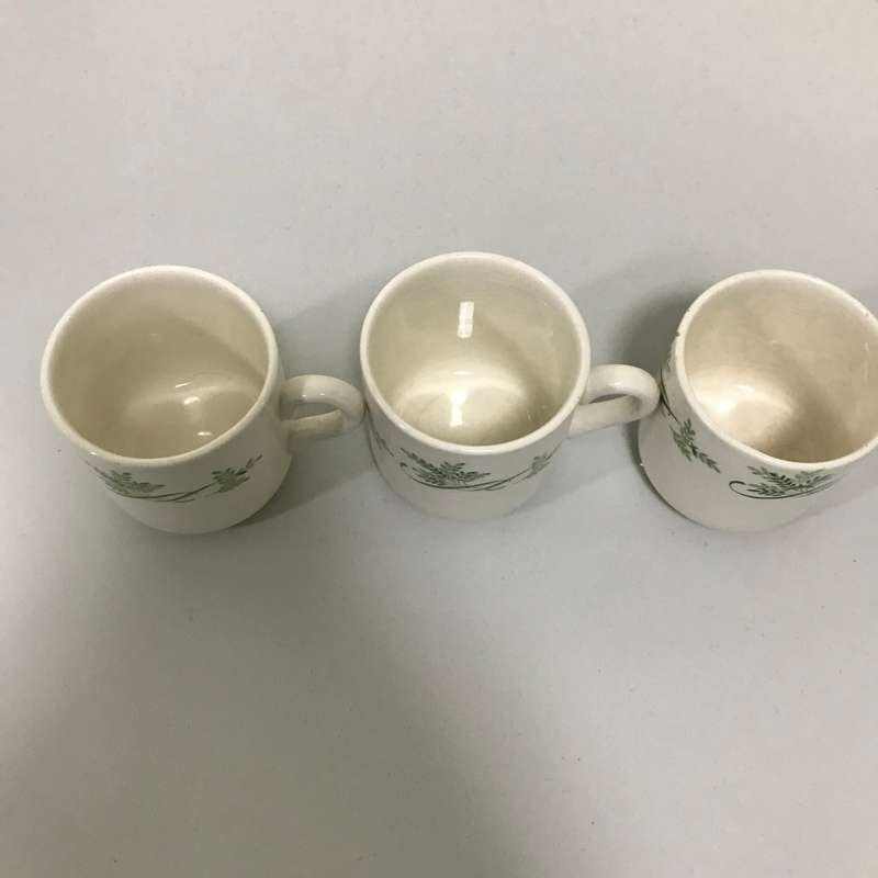 Windsor castle cups Espresso size Made in England 20th Century