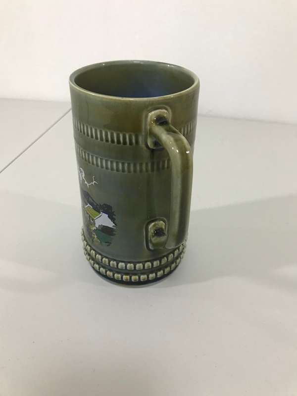 Vintage Wade Ceramic Irish mug 20th  Century Hand painted picture Country Cottage