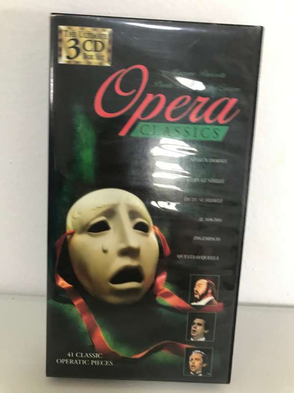 Opera Classics 3 CD box set