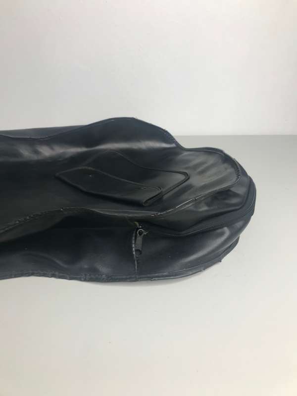 Guitar Case/bag  Soft Black Leather pre owned no handle L 98cm x W 34cm x 27cm x NECK W 10.5 cm