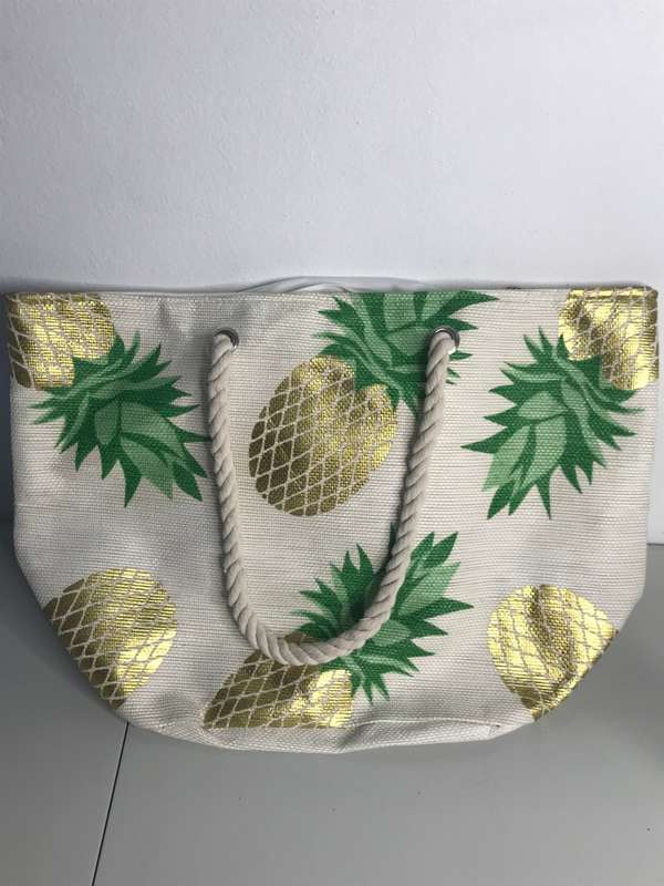 Lot 4 Bags
