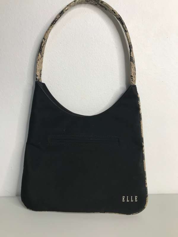 Lot 4 Bags