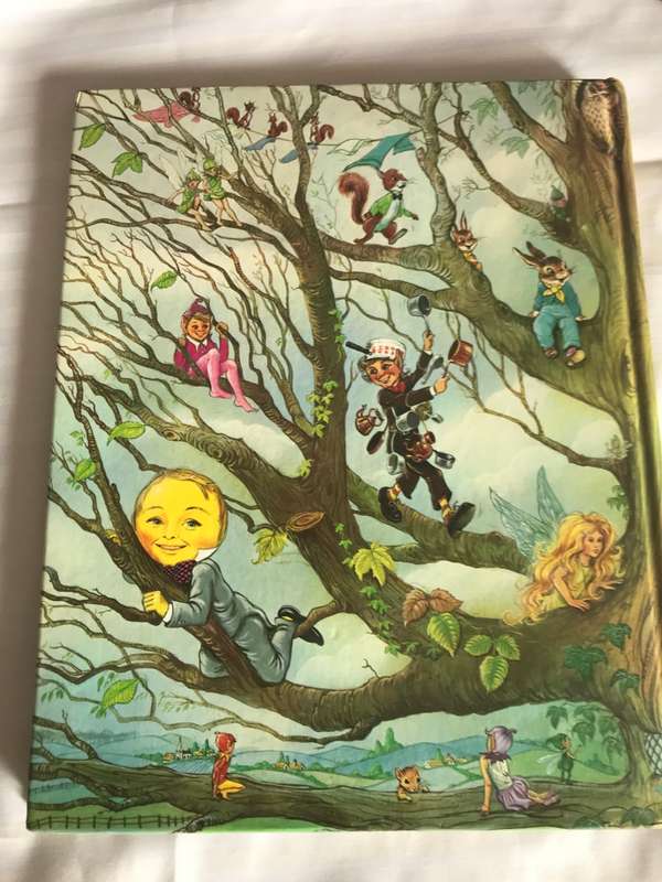 The Folk of the Faraway Children bookTree Grit Blyton