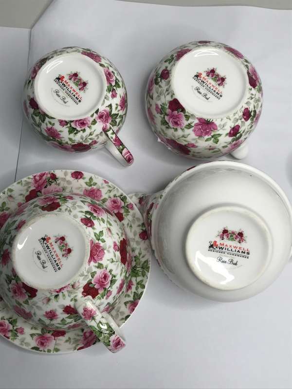 Maxwell Williams tea set