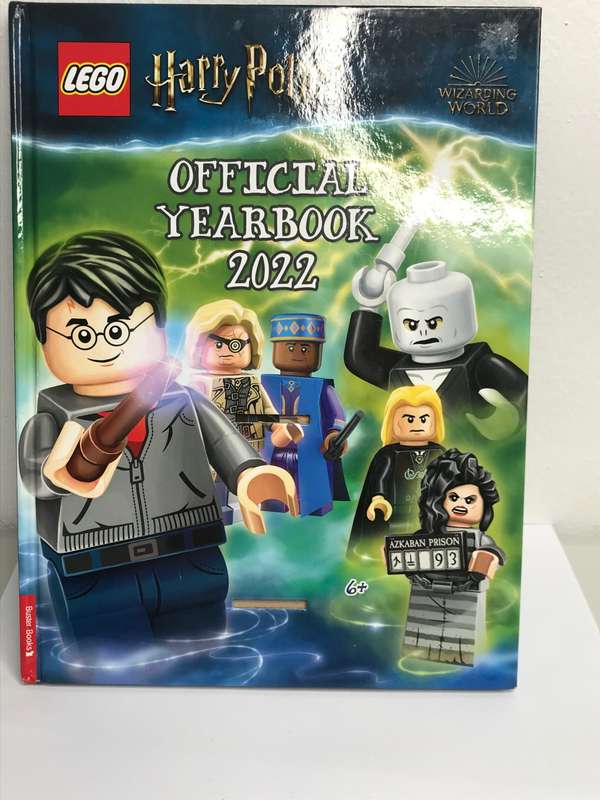 Book: Lego Harry Potter official yearbook 2022