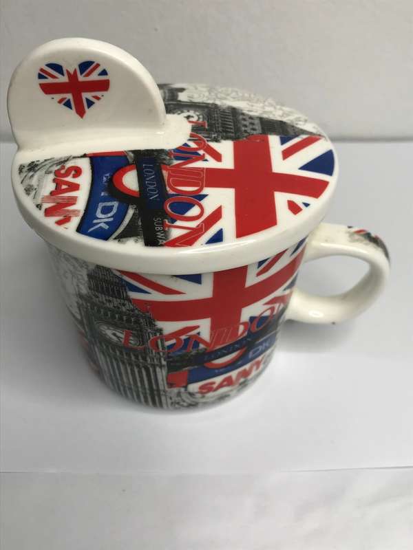 London mug with lid