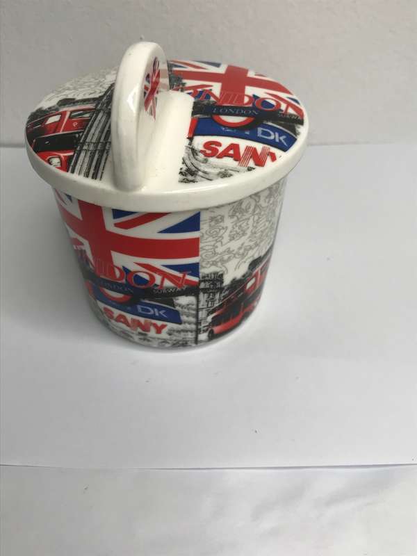 London mug with lid