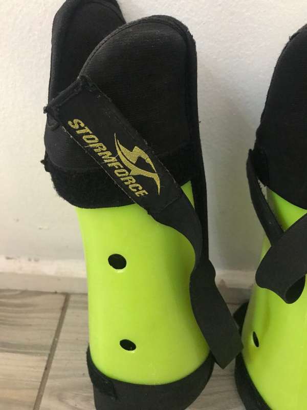 Hockey Shin Guard Storm force 39cm back, 30cm front