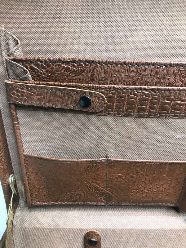 Briefcase Crocadile Skin Brown combination lock Inner Sleeves second hand
