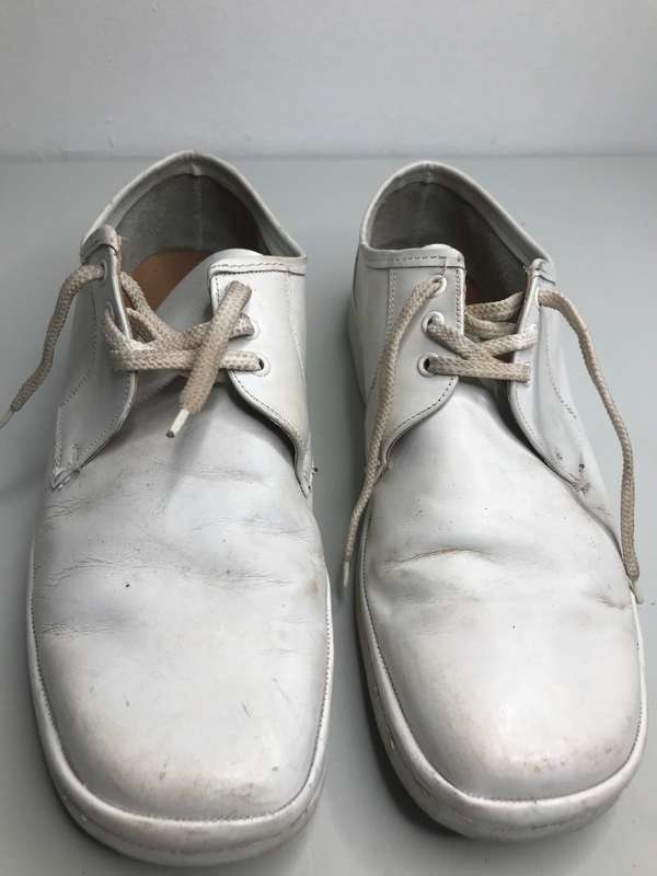 Grasshoppers White Leather Shoe second hand size 11