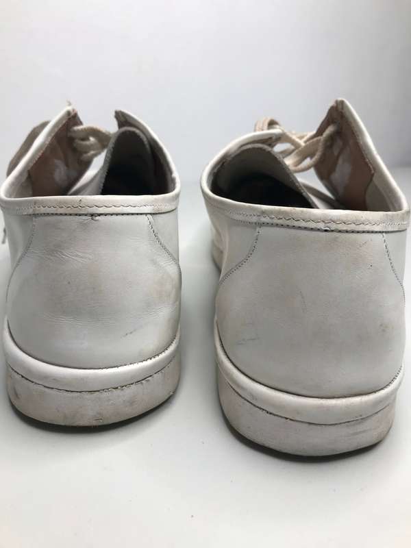 Grasshoppers White Leather Shoe second hand size 11