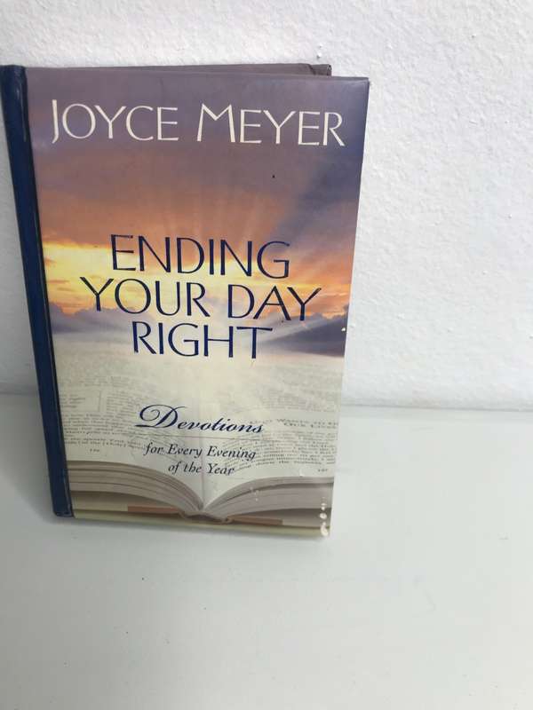 Joyce Meyer Ending  your day right Devotions for every evening