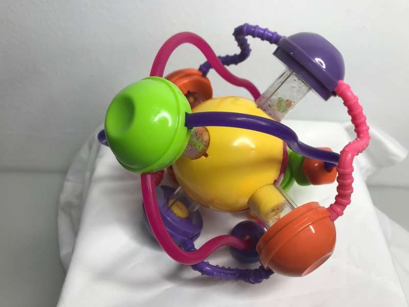 INFANTINO Primary Colors ACTIVITY BALL~Rattle ,Easy Grip, colorful