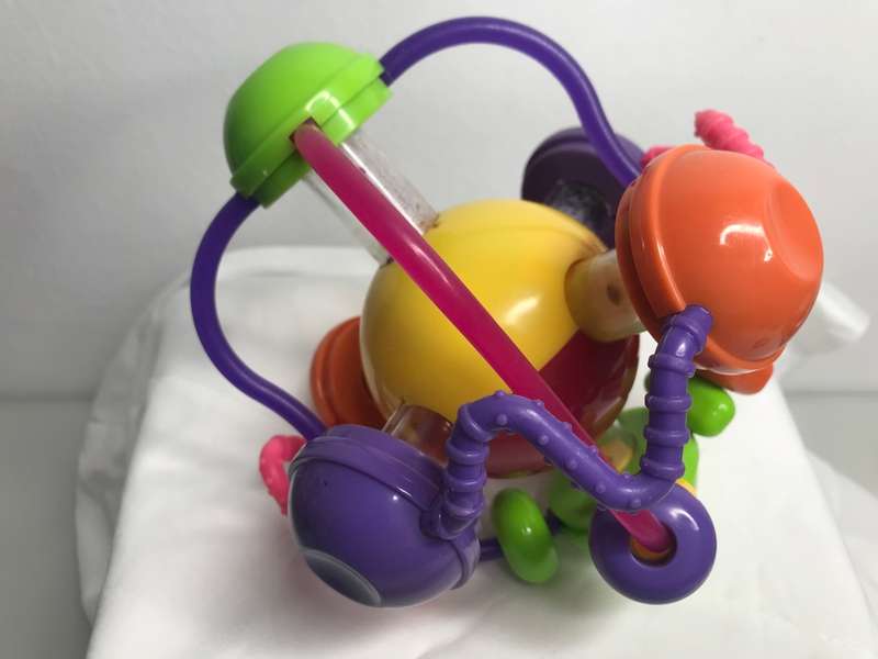 INFANTINO Primary Colors ACTIVITY BALL~Rattle ,Easy Grip, colorful