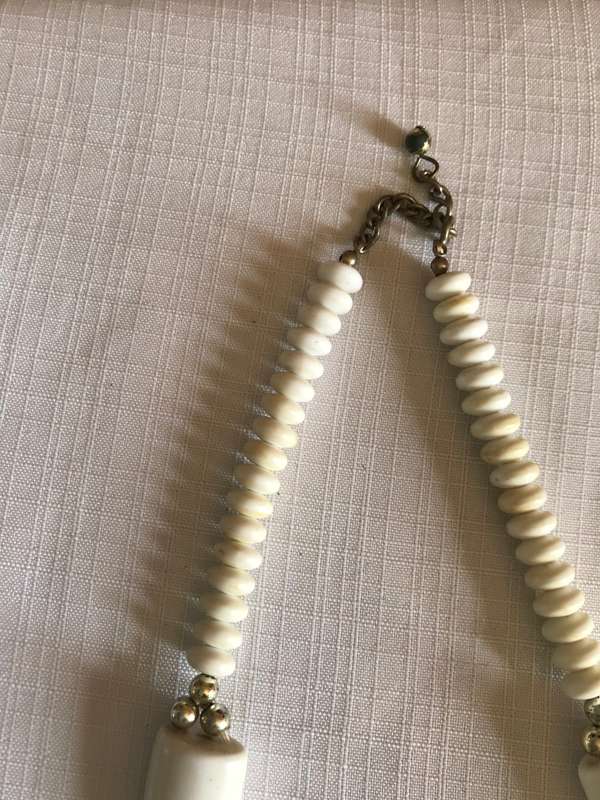 Big chunky beaded White Necklace