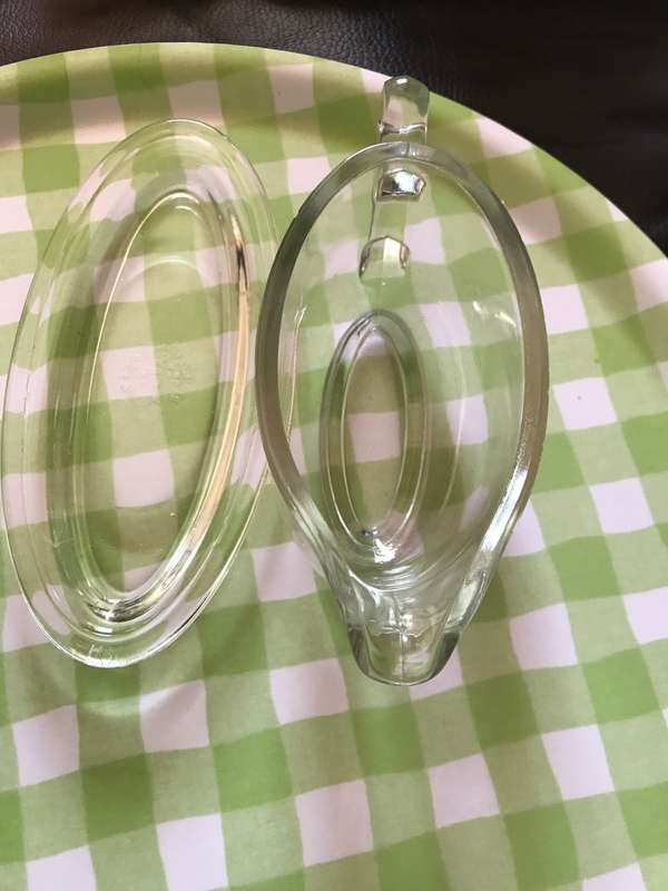 Clear Glass Gravy Boat And Drip Plate