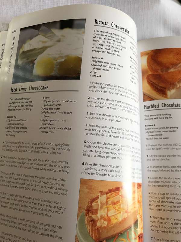 Delicious Desserts 500 incredible collection of hot and cold ann kay