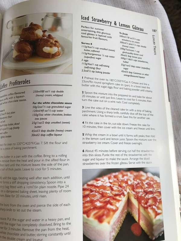 Delicious Desserts 500 incredible collection of hot and cold ann kay