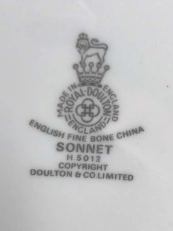 Cappucino Coffee or Tea Vintage Royal Doulton Cup and Saucer style Sonnet H5012