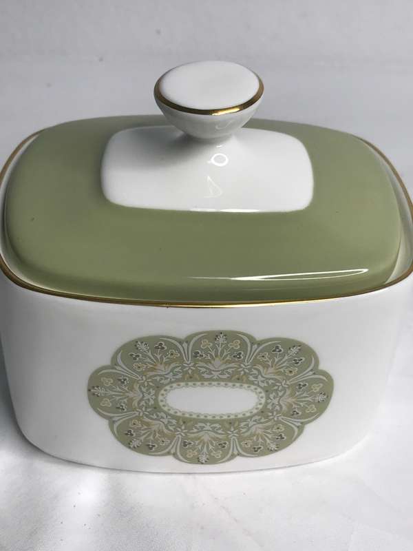 Royal Doulton Sugar Bowl with lid Sonnet H5012 Gold Guilding