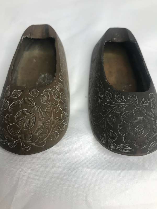 Antique Solid Brass and Copper Flower etched on Decorative Ashtray Mid Century set of 2