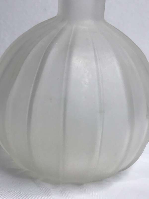 Vase Boule Vintage Narrow neck flower vase Unique design 14cm x 11cm