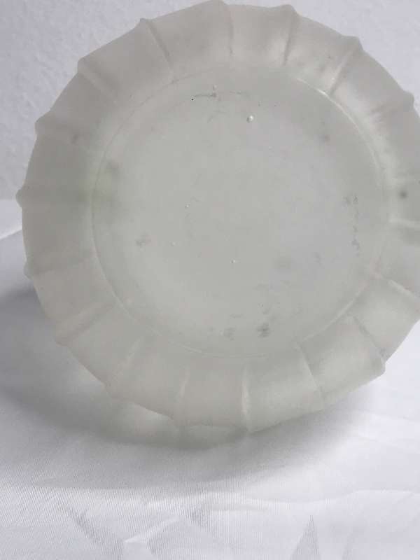 Vase Boule Vintage Narrow neck flower vase Unique design 14cm x 11cm