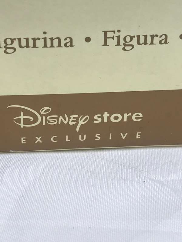 Winnie the Pooh figurine original box Disney Store Exclusive