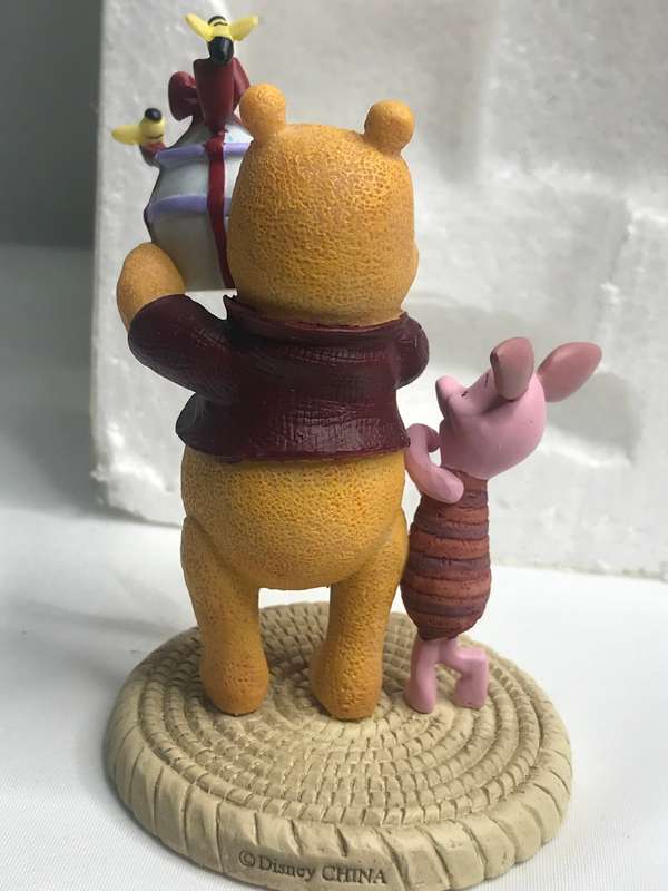 Winnie the Pooh figurine original box Disney Store Exclusive