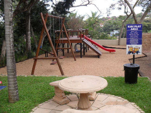 Mid week @ Uvongo River Resort 21 - 25 Feb 2022 ( 8 Sleeper )