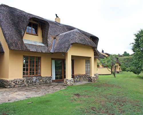 Midweek @ Mount Champagne ( 25 July - 29 July ) Drakensberg 8 Sleeper