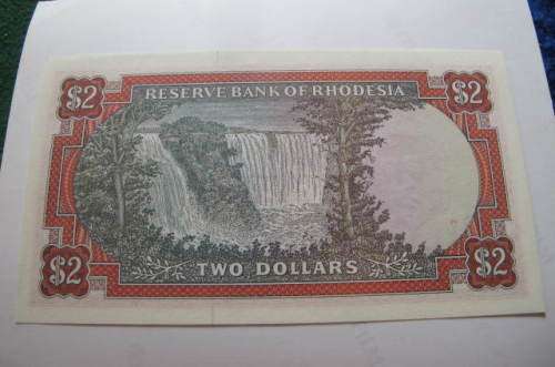 RHODESIA  - RESERVE BANK OF RHODESIA $2 NOTE - UNC - DATED 1OTH APRIL 1979 - RHODES WM