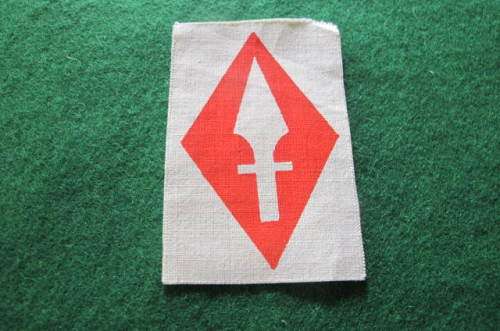 BRITAIN -  FORMATION BADGES OF WWII AND LATER - 1ST CORPS PATCH