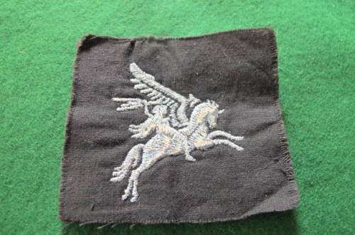 BRITAIN -  FORMATION BADGES OF WWII AND LATER - 1ST AIRBORNE DIVISION PATCH