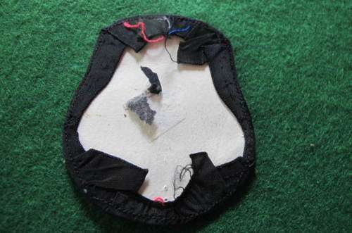 BRITAIN -  FORMATION BADGES OF WWII AND LATER - BRITISH TROOPS BERLIN PATCH