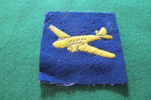 BRITAIN -  FORMATION BADGES OF WWII AND LATER - AIR DESPATCH GROUP PATCH