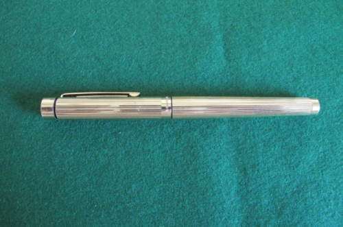 SHEAFFER GOLD PLATED FOUNTAIN PEN - MADE IN THE U.S.A.