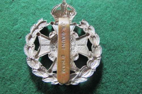 GREAT BRITAIN -7TH BATTALION SHERWOOD FORESTERS CAP BADGE K/C