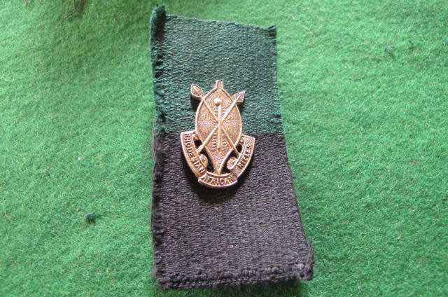 RHODESIA - BUSH WAR -  RHODESIAN AFRICAN RIFLES  OFFICERS SILVER BERET BADGE