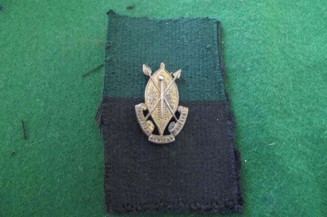 RHODESIA - WWII -  RHODESIAN AFRICAN RIFLES OFFICERS SILVER BERET BADGE