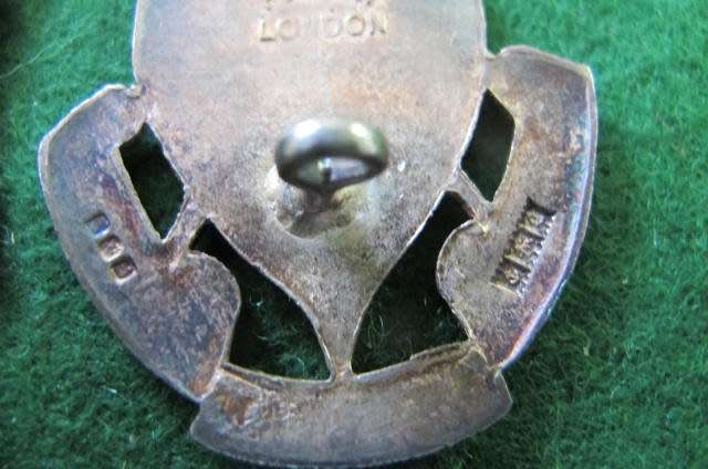 RHODESIA - WWII -  RHODESIAN AFRICAN RIFLES OFFICERS SILVER BERET BADGE