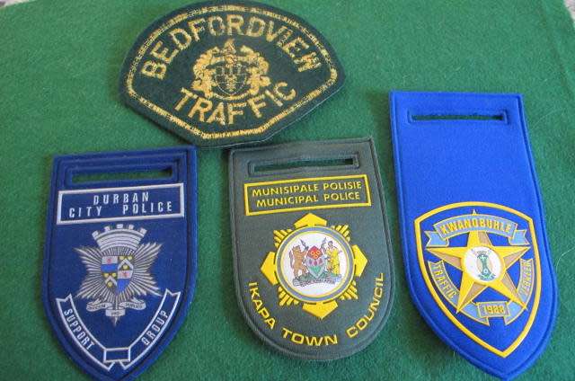 SOUTH AFRICA -  4 MUNICIPAL, TRAFFIC AND CITY POLICE SHOULDER FLASHES