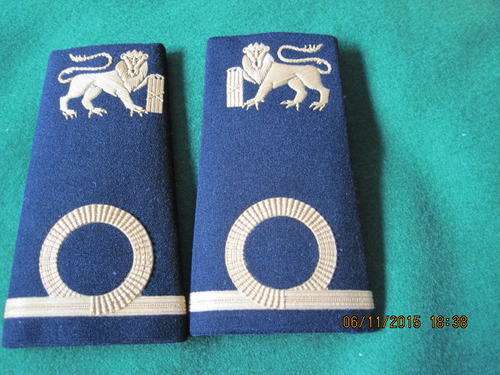 SOUTH AFRICA - BORDER WAR - S.A. NAVY  ENSIGN SLIP  ON RANK PAIR