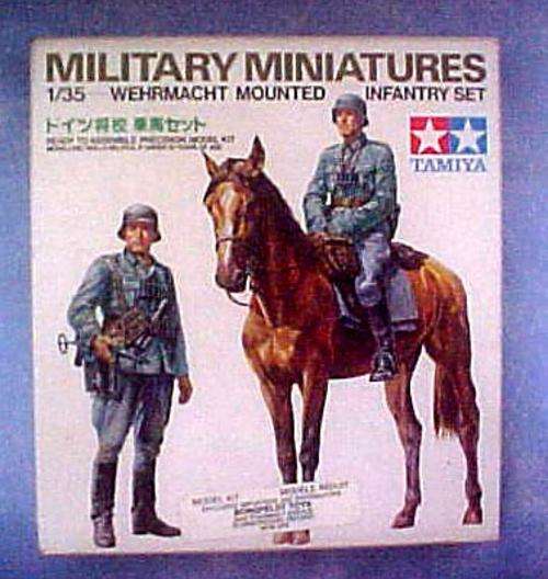 TAMIYA-WEHRMACHT MOUNTED INFANTRY SET 1:35 MODEL KIT IN ORIGINAL BOX