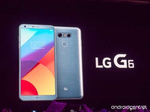 LG G6 - immaculate (with wireless charger) FREE COURIER included.