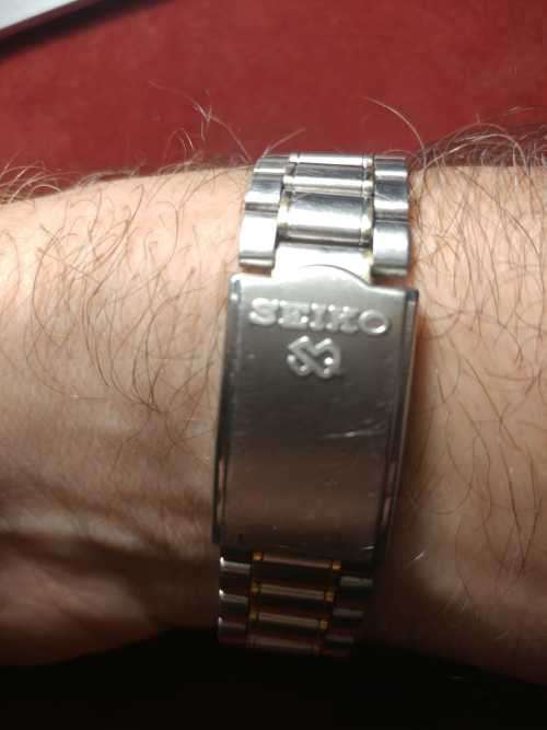 Seiko Man`s Dress Watch 5Y22