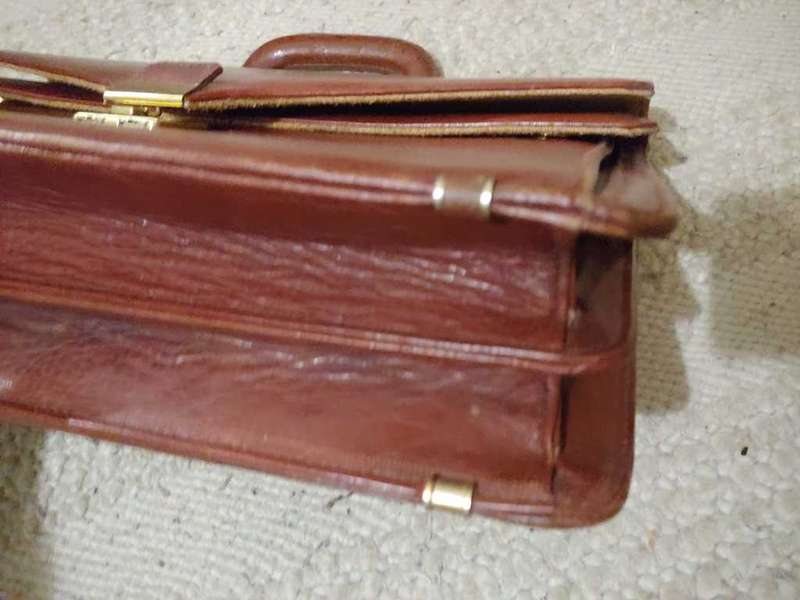 Amiet Burgundy Leather Executive Attache Case (Swiss)