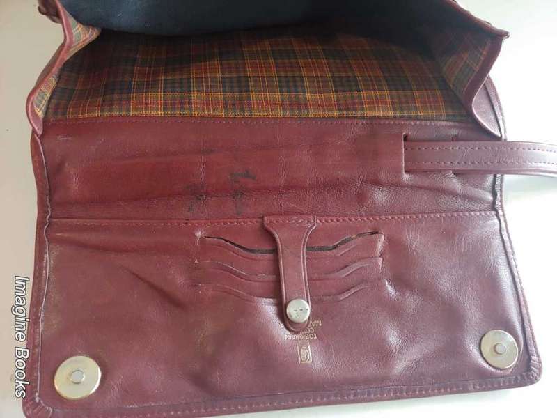 Busby Luxury Leather Wallet