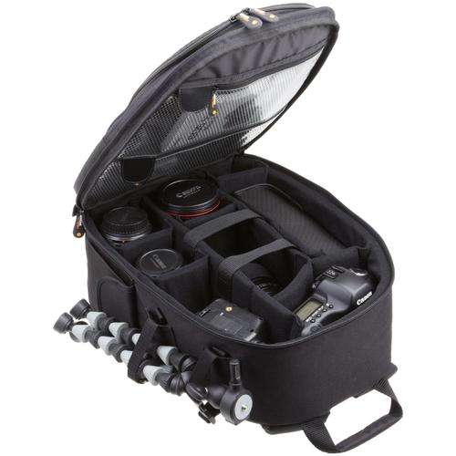 AmazonBasics Rucksack Backpack Bag for Digital SLR Cameras and Accessories